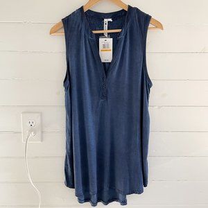 NWT Cable & Gauge Navy Blue Flowy Tank Top